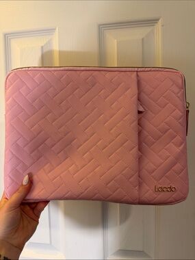 Loqo Quilted Pink Laptop Sleeve with Front Pocket